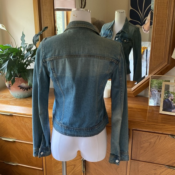 Denim jacket medium weight slight stretch size M classic fit - Picture 3 of 4